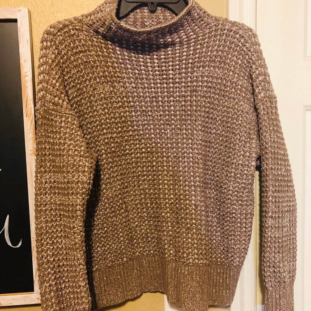 | American Eagle Sweater |